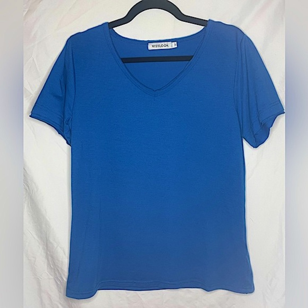 5/$25 ✨ EUC 💙 MISSLOOK Blue Short Sleeve Tee Tshirt